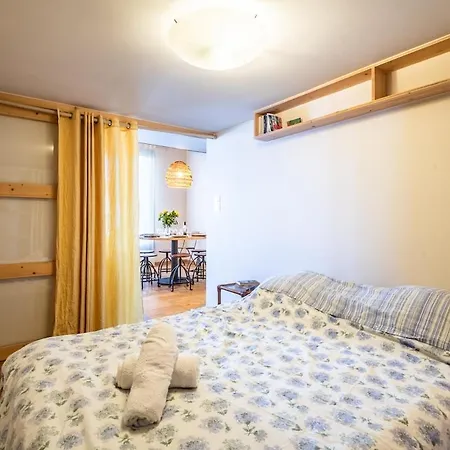 T2 Vue Saint Clair Et Canal Апартаменты *